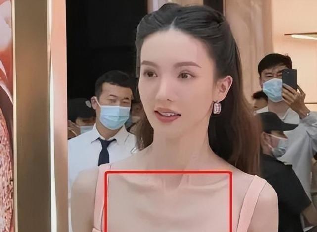 脖子粗健身_明星健身后脖子粗_脖子粗运动员