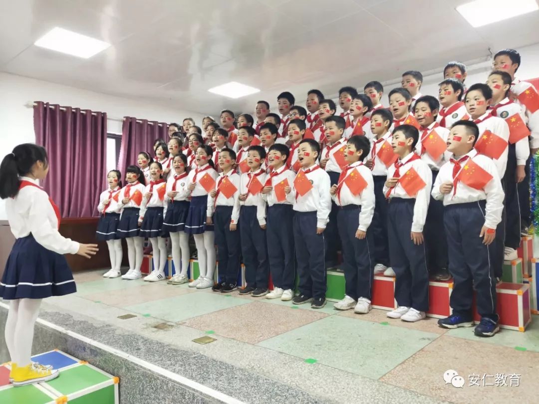 比赛由多少人比赛足球_竹山县第五届足球比赛全场冠军_舒华杯古典全场冠军冉茂荣