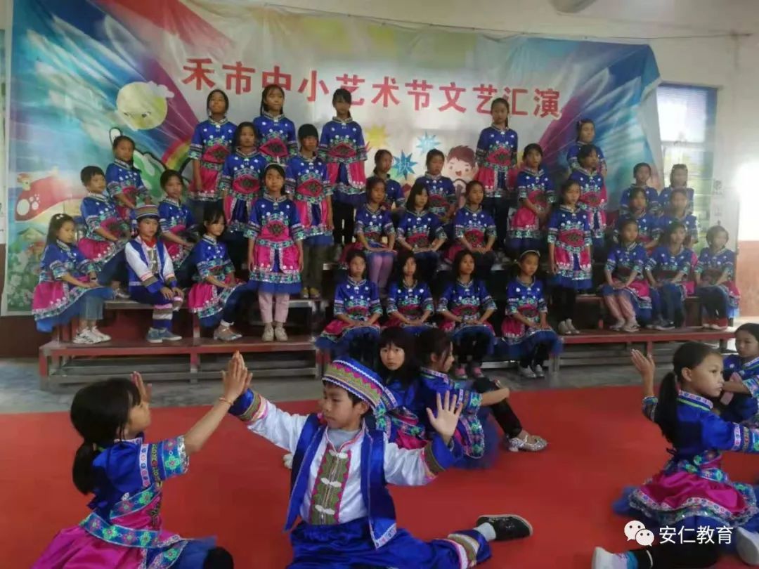 比赛由多少人比赛足球_竹山县第五届足球比赛全场冠军_舒华杯古典全场冠军冉茂荣