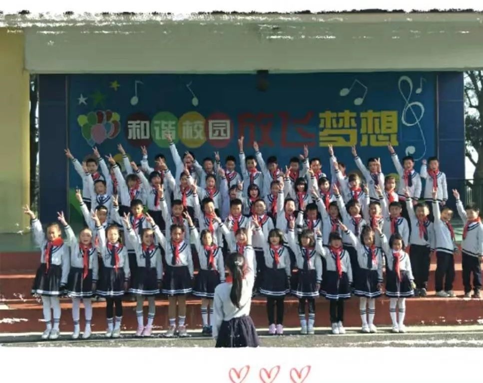 舒华杯古典全场冠军冉茂荣_竹山县第五届足球比赛全场冠军_比赛由多少人比赛足球
